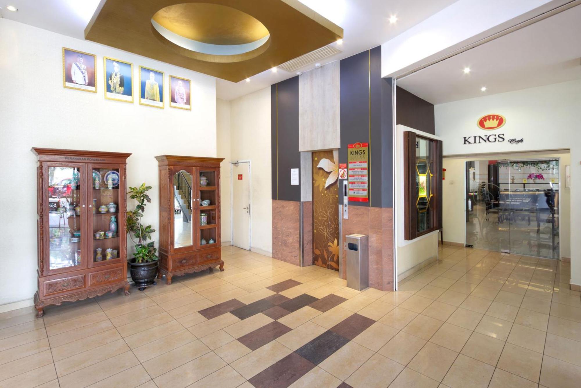 Kings Hotel Melaka Extérieur photo