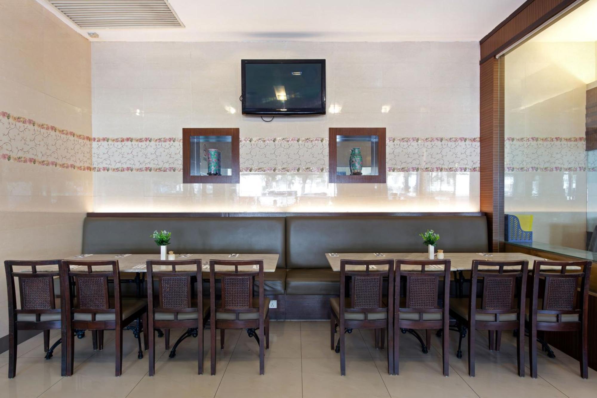 Kings Hotel Melaka Extérieur photo